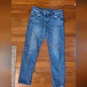 Women's American eagle jeans